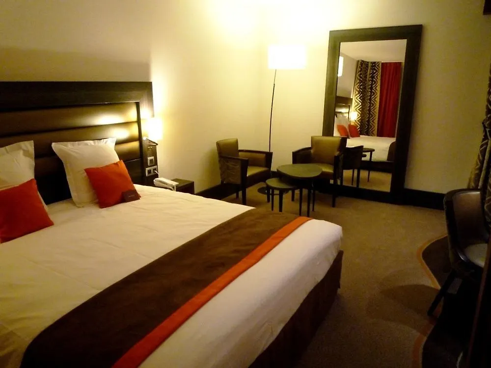 Mercure Lyon Centre - Gare Part Dieu 4*,