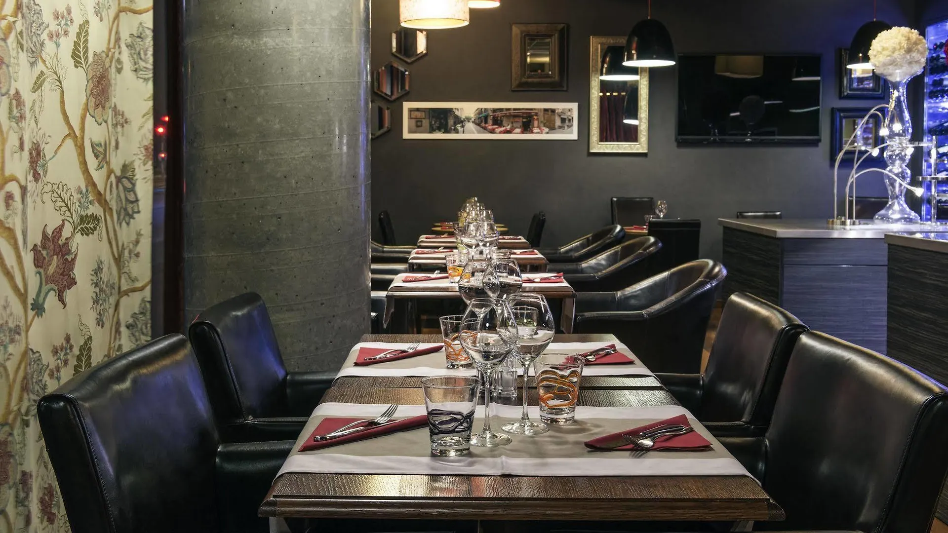 Mercure Lyon Centre - Gare Part Dieu Hotel 4*,