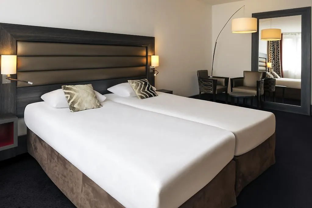 Mercure Lyon Centre - Gare Part Dieu 4*,